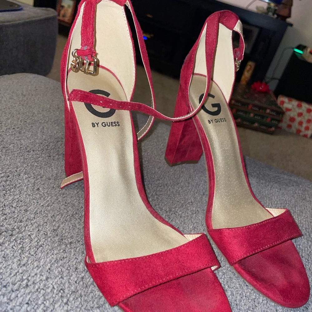 G by Guess Women's Bold Red Heels